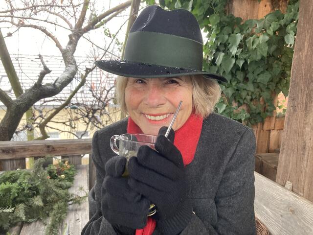 Helga Nebel macht sich immer schick!