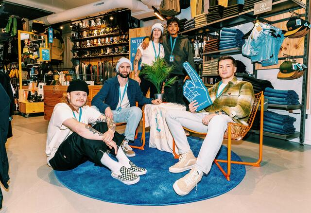 Das Team im neuen Blue Tomato Shop Antwerpen freut sich über die Eröffnung. | Foto: Blue Tomato