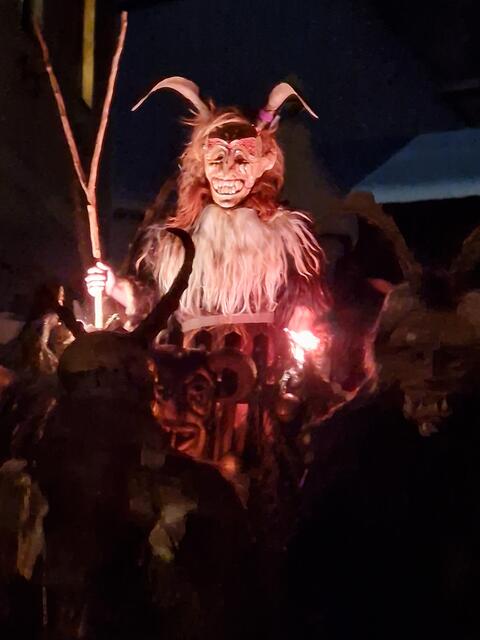 Nikolaus- Und Krampusspiel der Krampusrunde Unterburg.