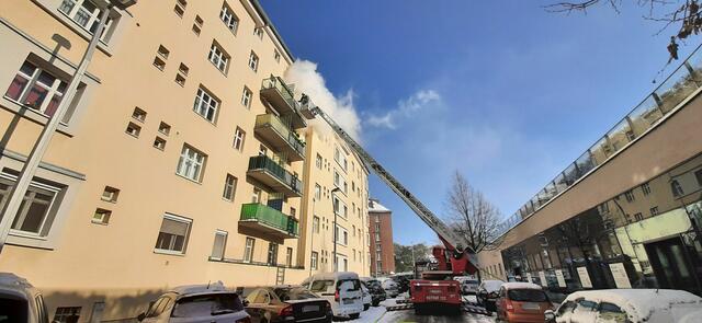 Am Einsatz waren 27 Feuerwehrkräfte beteiligt. | Foto: Stadt Wien/Feuerwehr