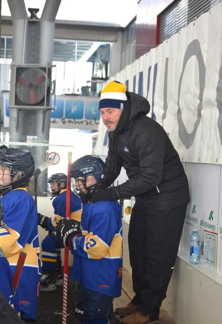 Headcoach Ivo Novotny beim Trainereinsatz im Nachwuchsbereich. | Foto: Schwaighofer