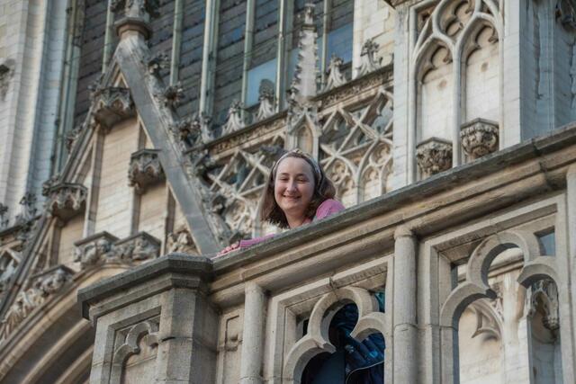 Claudia Dammerer in der Kathedrale St. Michel et Gudule in Brüssel. | Foto: Claudia Dammerer