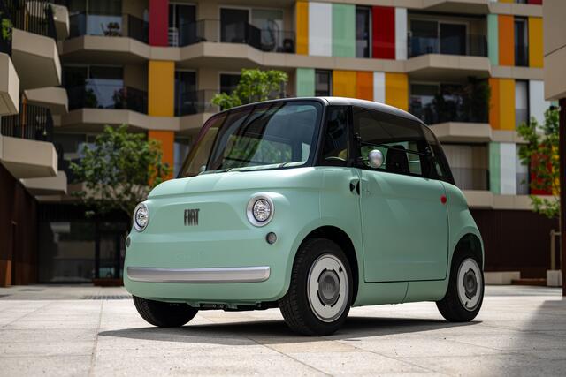 Mit dem neuen Fiat Topolino, der ab sofort online bestellt werden kann, setzt Fiat seine Mission fort, für städtische Ballungszentren nachhaltige und für jeden zugängliche Mobilität zu entwickeln.  | Foto: Fiat