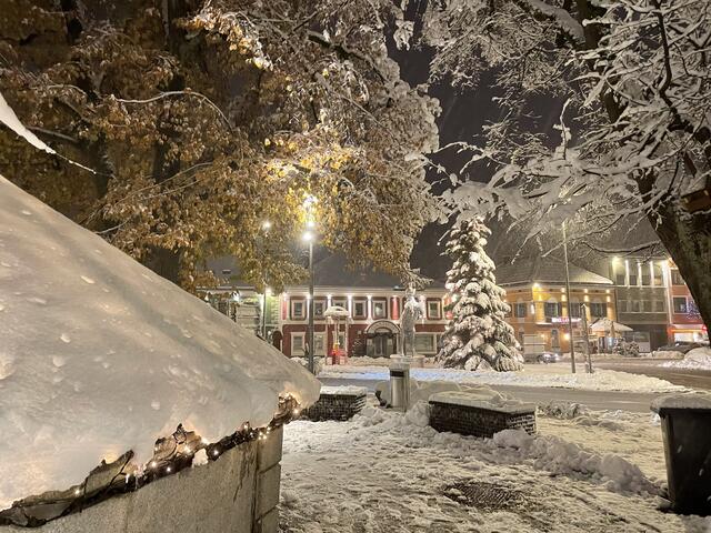 Am Perger Hauptplatz