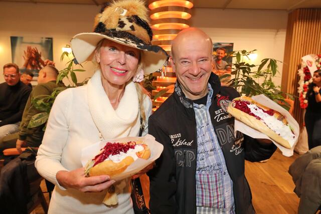 Maria Lahr und Andy Lee Lang. | Foto: Conny De Beauclair