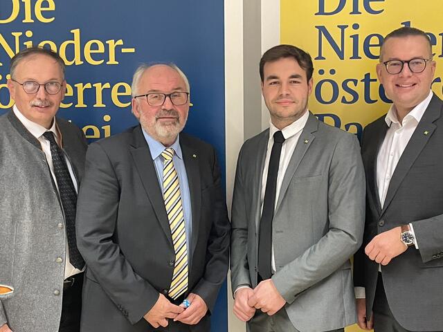 Landtagsabgeordneter Richard Hogl, Johann Gschwindl, Christoph Fürnkranz, Matthias Zauner. | Foto: Alexandra Goll