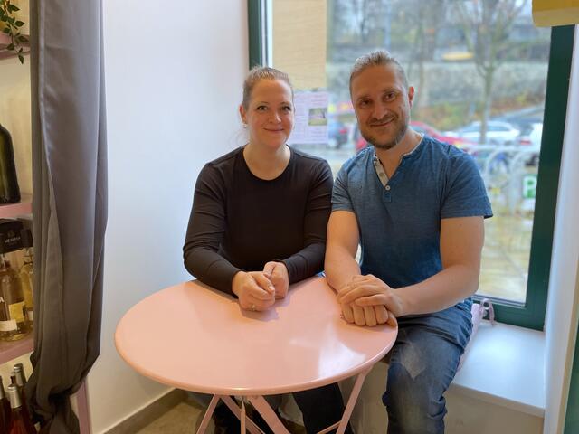 Elli Dietmaier hat zusammen mit ihrem Mann Michael Kerzendorfer den Dornbacher Grätzl-Greißler übernommen. | Foto: Michael J. Payer