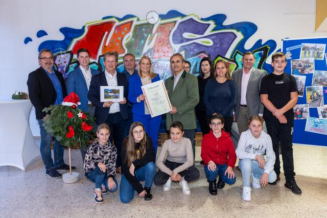 Die Mittelschule Kohfidisch wurde als Naturparkschule zertifiziert. | Foto: LMS