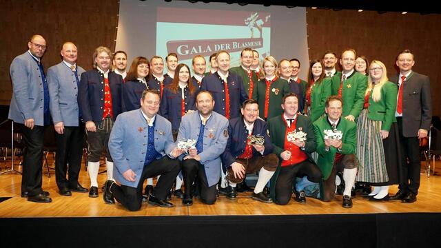 Strahlende Gesichter bei den ausgezeichneten Lavanttaler Kapellen. | Foto: Privat