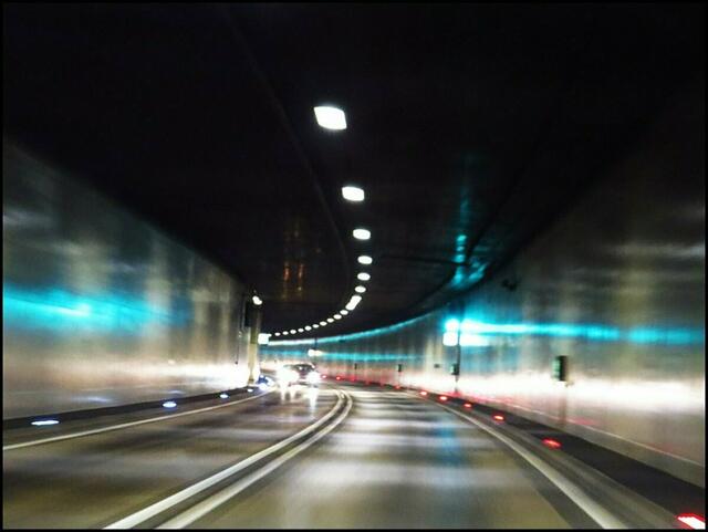 Der 18-jährige Lenker raste mit bis zu 230 km/h durch den Plabutschtunnel, um der Polizei zu entkommen. | Foto: Doris Schweiger