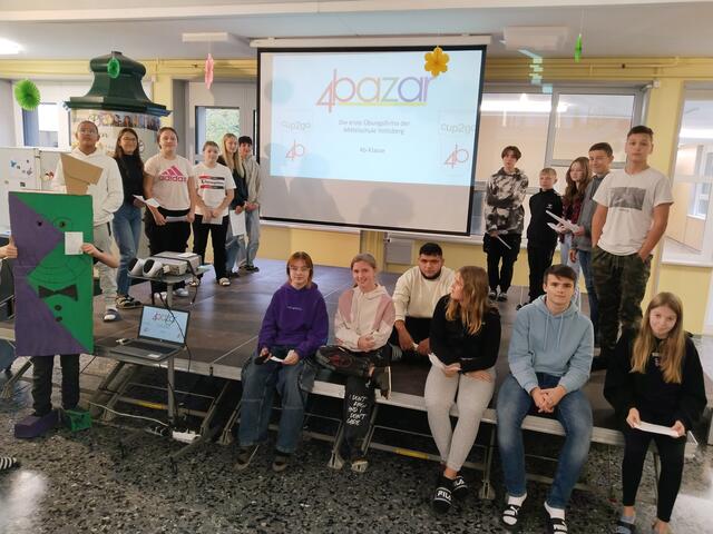 Zu guter Letzt wurden alle Projekte in der Aula der Schule präsentiert. | Foto: MS Voitsberg