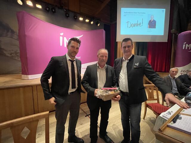 Stefan Jäger wurde nach mehr als 40 Dienstjahren im Außendienst in den verdienten (Un-) Ruhestand geschickt.