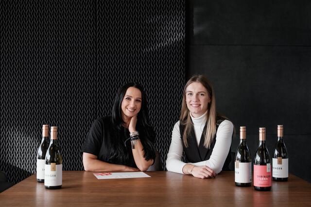 V.l.: Dr. Sarah Puschnegg, Lena Skringer | Foto: © EE photograph