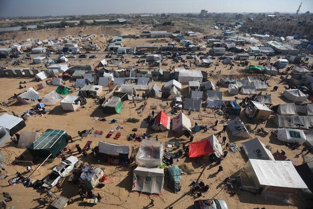 Nachdem Österreich nach dem Terrorangriff der Hamas auf Israel die Zahlungen für Palästinenserinnen und Palästinenser auf Eis gelegt hat, kündigte das Außenministerium am Donnerstag an, diese nun wieder freizugeben.  | Foto: IBRAHEEM ABU MUSTAFA / REUTERS / picturedesk.com