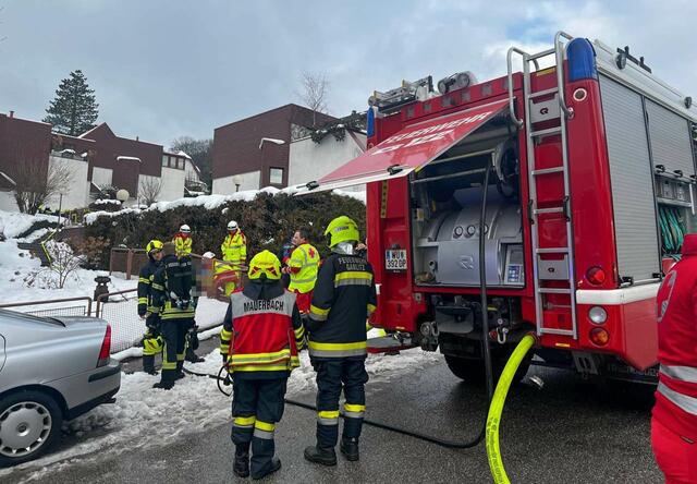 Wohnungsbrand mit Menschenrettung in Gablitz (PL). | Foto: DOKU-NÖ