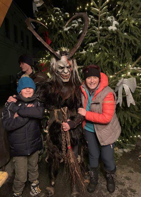 Schaurig-schöne Krampusse begeisterten die Besucher des Neudauer Krampusrummels. | Foto: Maximilien Grünwald