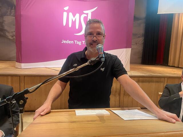 AR-Vorsitzender Thomas Schatz wurde in Funktion bestätigt.