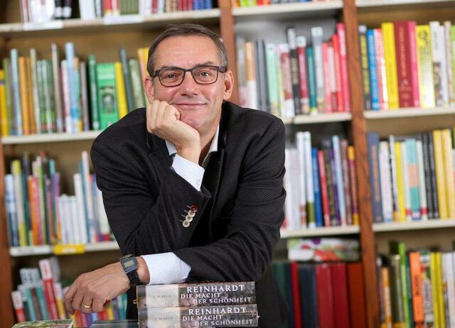 Andreas Besold ist mit dem Start des Weihnachtsgeschäftes sehr zufrieden. | Foto: kht