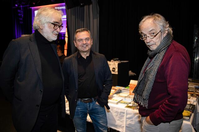 Gespräche unter Künstlern: Rudolf Szedenik, Manfred Leirer, Wolfgang Horwath | Foto: Zorica Toth