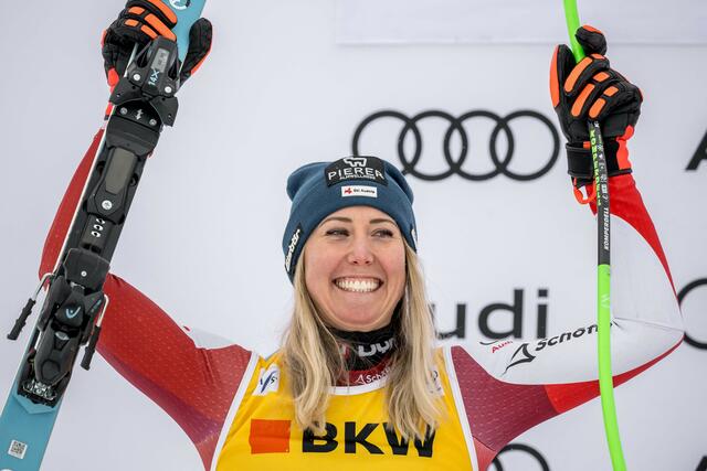 Im ersten Speed-Rennen der Saison raste Conny Hütter raste in St. Moritz auf Platz zwei.
 | Foto: FABRICE COFFRINI / AFP / picturedesk.com