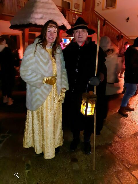 Krippenzauber im Dorf Haid - Christkind und Nachtwächter - jeweils ab ca. 16:30 live! | Foto: Franz Affenzeller