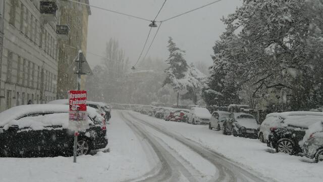 02.12.2023 plötzlich verschneite Straßen