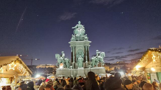 03.12.2023 abends Besuch bei Maria Theresia