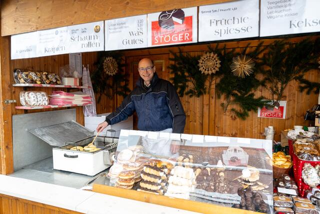 Leckere Köstlichkeiten für jeden Geschmack gab es am Perger Christkindlmarkt.  | Foto: Photography Tobias Schartner