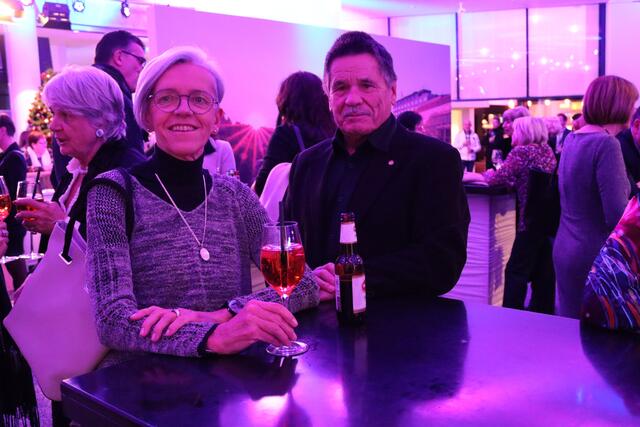 Heidi und Seppi lauschten den Klängen der kelagBIGband. | Foto: MeinBezirk.at