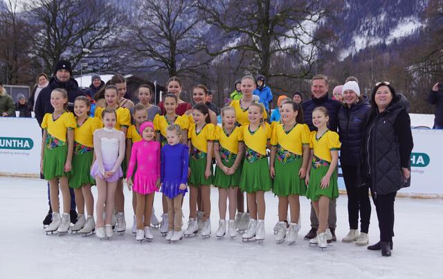 Eislaufplatz Eröffnung mit "Sweet Mozart" - Talenten.