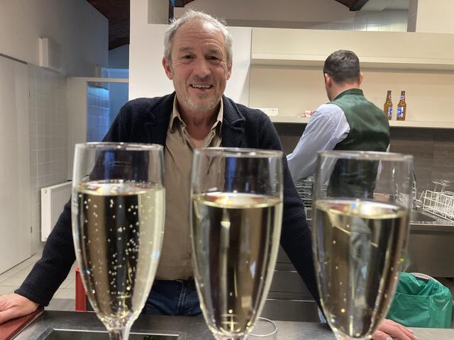 Gery Lackner dieses Mal für die Prosecco-Bar zuständig!