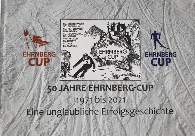 Die Ehrnberg-Cup Chronik mit 178 Seiten und vielen tollen Fotos ist für 29,- Euro erhältlich. | Foto: Ehrnberg-Cup