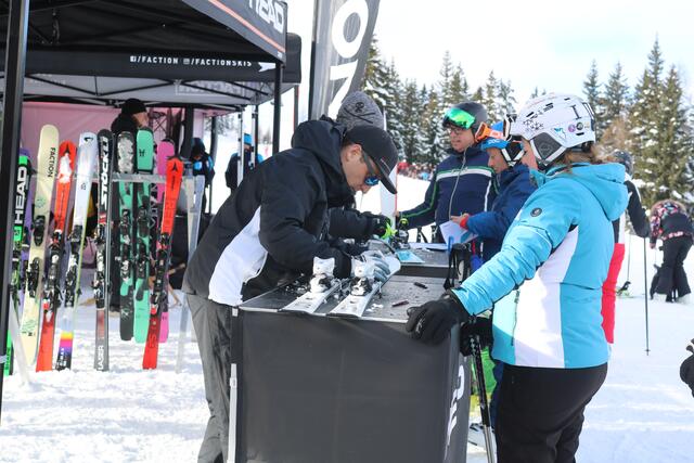 Bei der Saisoneröffnung Start Up 24 in Flachau waren der Skitest und die Höhenmeter-Challenge Garant für Spaß  und Action auf der Piste.