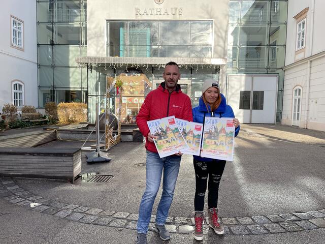 Unsere Damals und Heute Jahreskalender 2024 sind wieder da. | Foto: Marlene Trenker