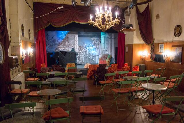 Wer es humorvoll, unterhaltsam und eigentlich richtig schräg mag, der sollte ins neue Jahr mit dem "Letzten Erfreulichen Operntheater" - kurz "L.E.O" - rutschen. (Archiv) | Foto: Ernst Miesgang