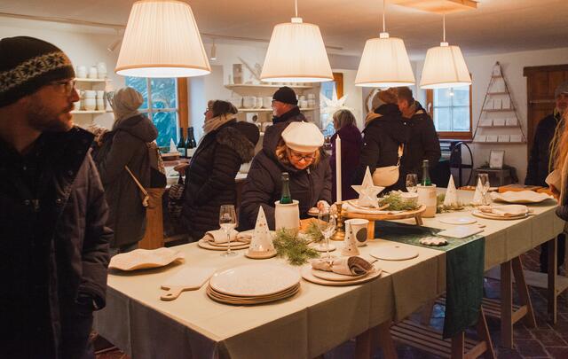 Weihnachtsmarkt im Weingut Regner.  | Foto: Regina Courtier