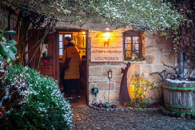 Weihnachtsmarkt im Weingut Regner.  | Foto: Regina Courtier