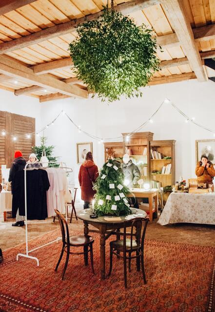 Weihnachtsmarkt im Weingut Regner.  | Foto: Regina Courtier