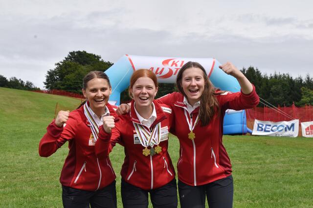 Golden Girls: Lara Teynor, Tina Hetfleisch und Emma Eberhardt | Foto: Michael Strini