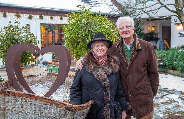 Weihnachtsmarkt im Weingut Regner.  | Foto: Regina Courtier