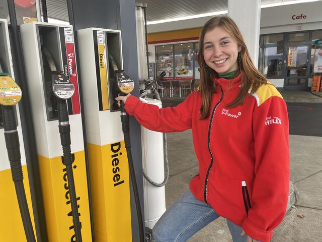 Motivierte Studentin und Jungunternehmerin: Antonia Orell übernahm am 1.11. offiziell den Familienbetrieb. | Foto: Waltraud Fischer