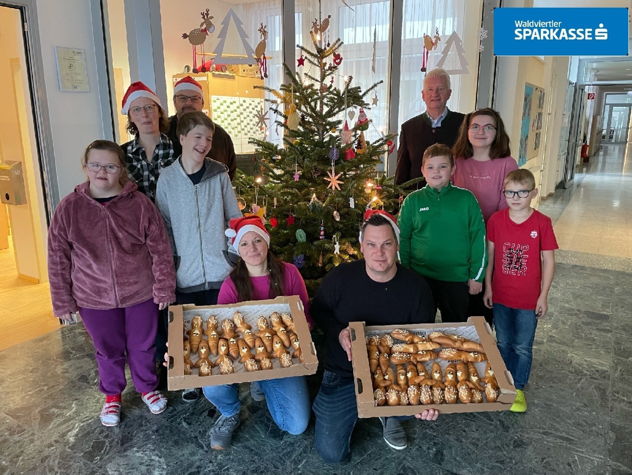 Waidhofen: Brioche-Nikoläuse für die Volks- und Sonderschüler ...