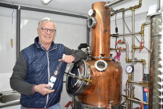 Anton Rogl ist ein kleiner Brenner mit einer langen Liste an prämierten Tropfen. | Foto: Kainz