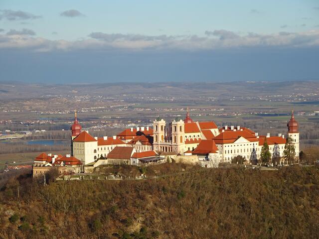 Stift Göttweig (vom Waxenberg aus)
