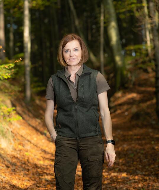 Neo-Landesrätin Simone Schmiedtbauer, selbst Jägerin, begrüßt die Novelle des Jagdgesetzes. | Foto: Strobl