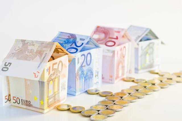 Geht es nach den Grünen sollen variabel verzinste Immobilienkredite von Privatpersonen rückwirkend einen Fixzinssatz bekommen können. Die ÖVP zeigt sich gesprächsbereit. | Foto: HelmaSpona/panthermedia