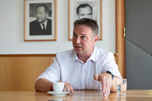 Unter dem Vortitel "Kreisky 2.0" kündigte Andreas Babler nun einen Rat von "hunderten Expertinnen und Experten" an. | Foto: Juerg Christandl / KURIER / picturedesk.com