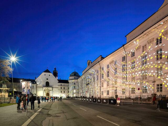 Das Hauptgeschehen der Veranstaltung findet am Landestheatervorplatz bzw. vor dem Haus der Musik Innsbruck statt.  | Foto: Innsbruck Tourismus