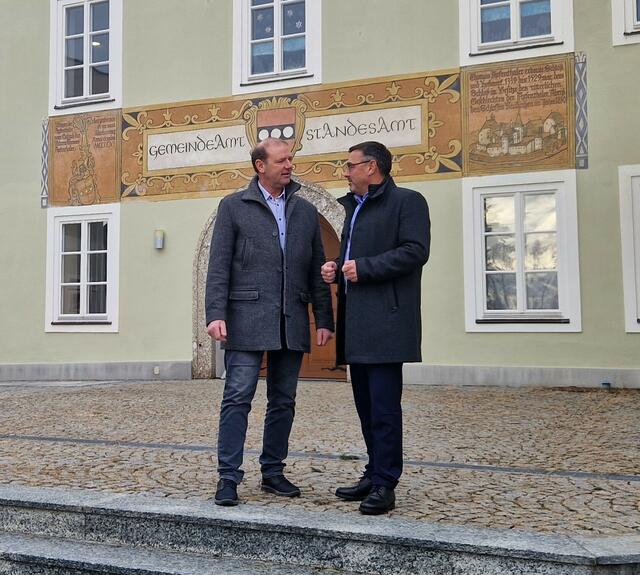 Wilhelm Baar mit Klaus Mühlbacher (r.). | Foto: ÖVP Bezirk Braunau