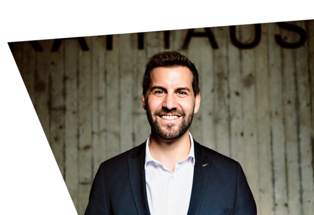 Gespräch mit Bürgermeister Tschann auf Christkindlemarkt | Foto: Stadt Bludenz